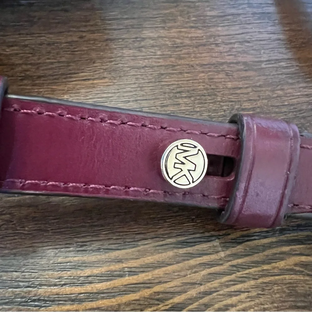 Michael Kors Bradshaw Boxy Flap Messenger Crossbody In Berry $368